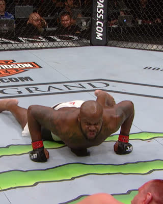 Лучшие финиши Деррика Льюиса в UFC