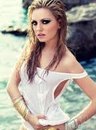 Alexandra Stan фотография #19 (источник - https://vk.com/id166323800)
